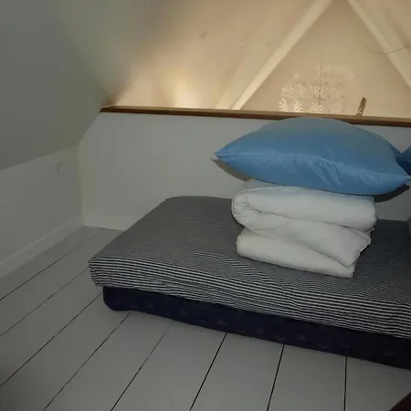 Super In The First Row With A 180-degree Sea View Spodsbjerg